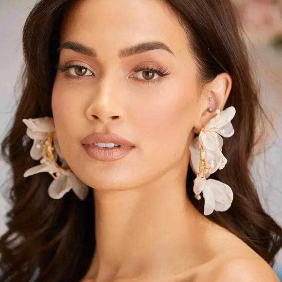 Hoop earrings - Picture 2 of 2